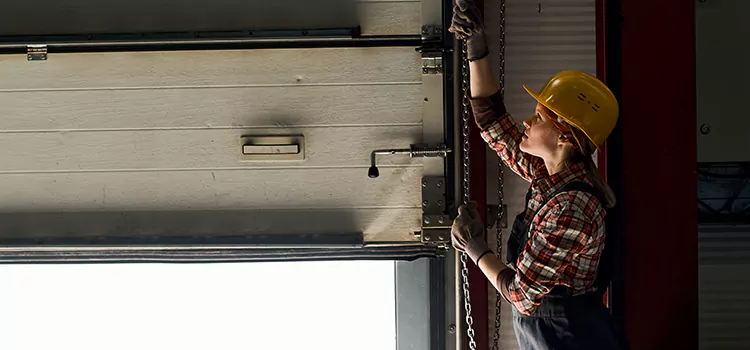 Addressing Common Garage Door Stoppage Issues in Pampa, TX